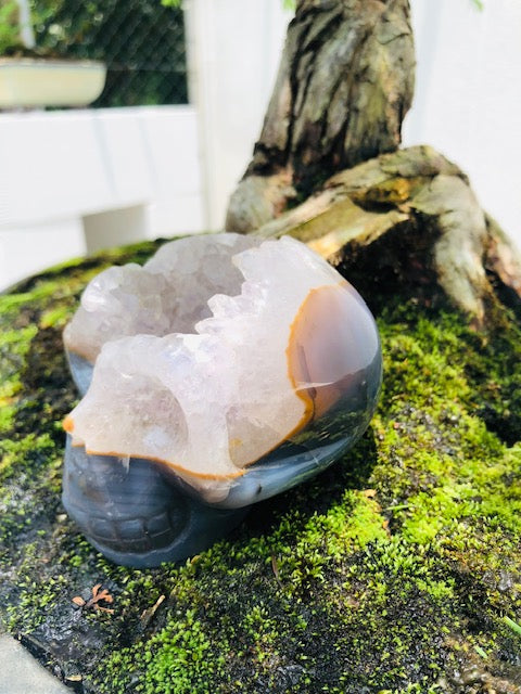 Quartz & Agate Skull Carving